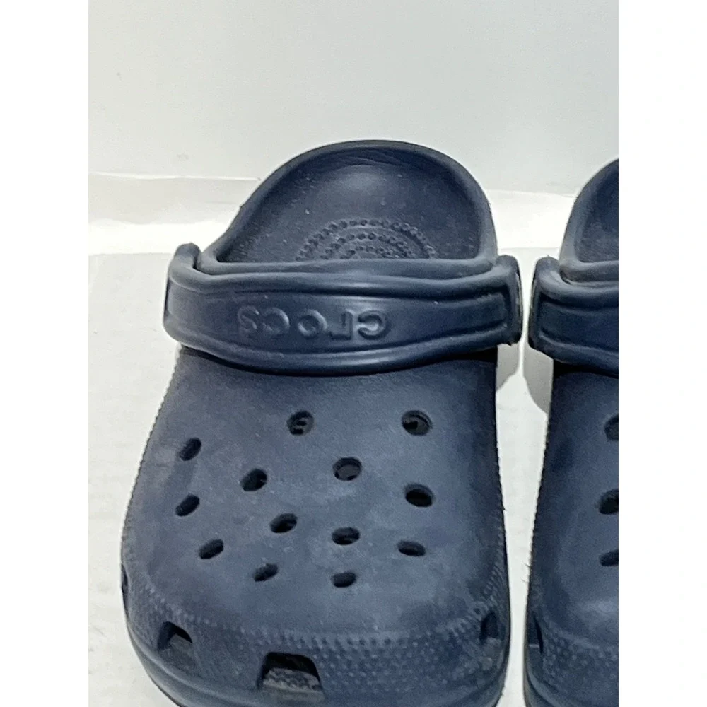 Crocs Classic Clog Navy Blue Mens 4 Womens 6 Water Friendly Slip On‎ Shoes
